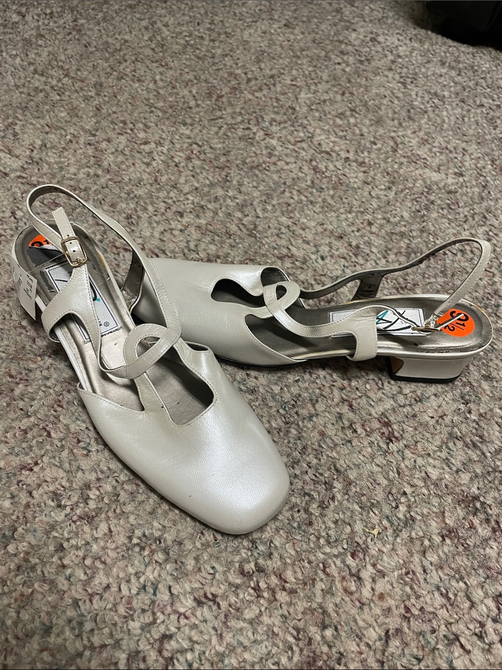 Ros hommerson leather pearlescent Slingback Low Heel Pumps- nwt